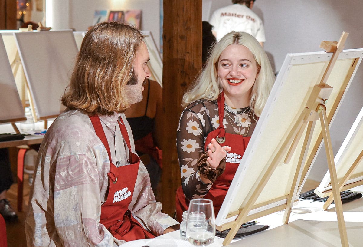 Date ideas Brisbane include a paint and sip session at Pinot and Picasso