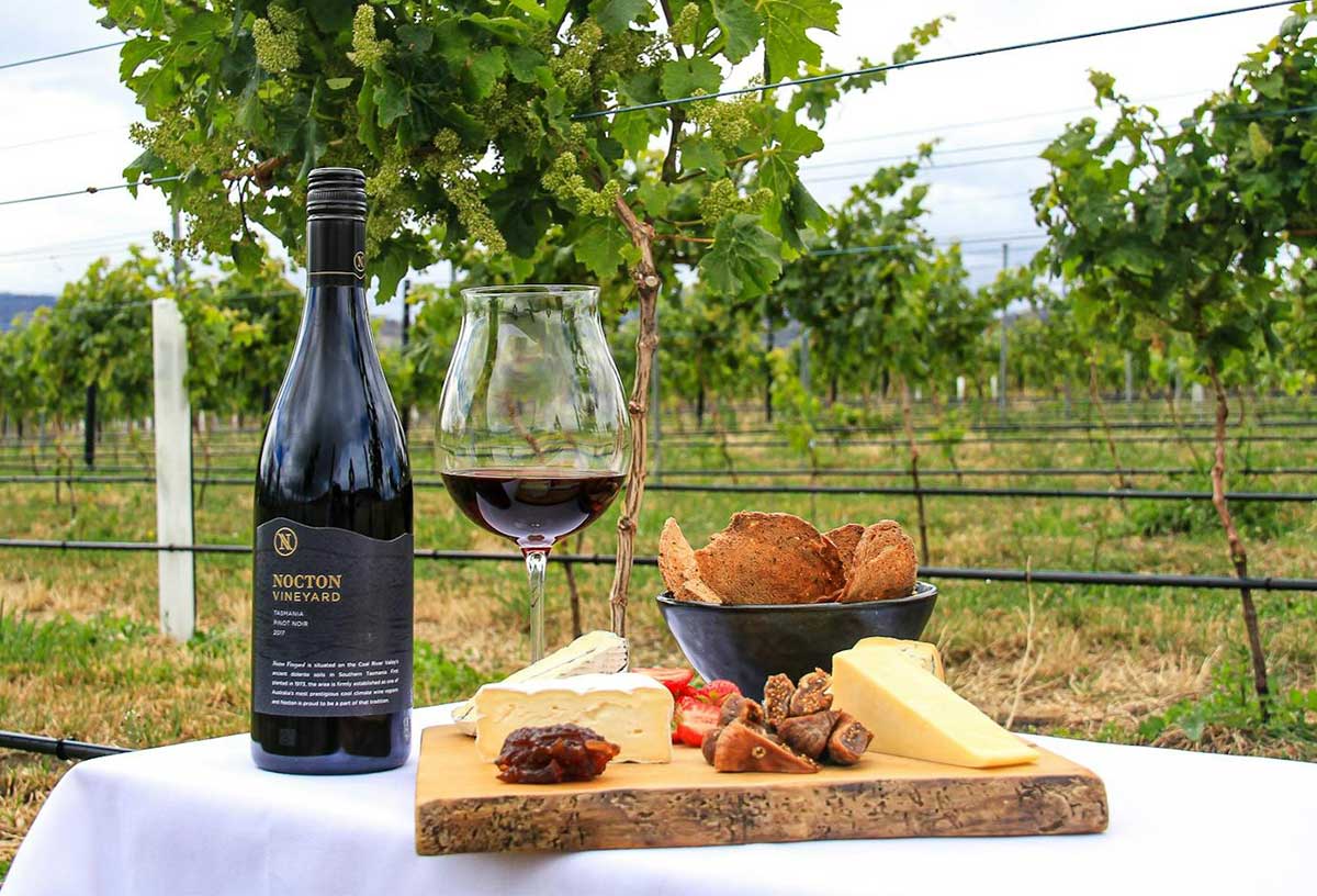 9 Perfect Valentines Day Ideas in Hobart Coal River Valley Wineries
