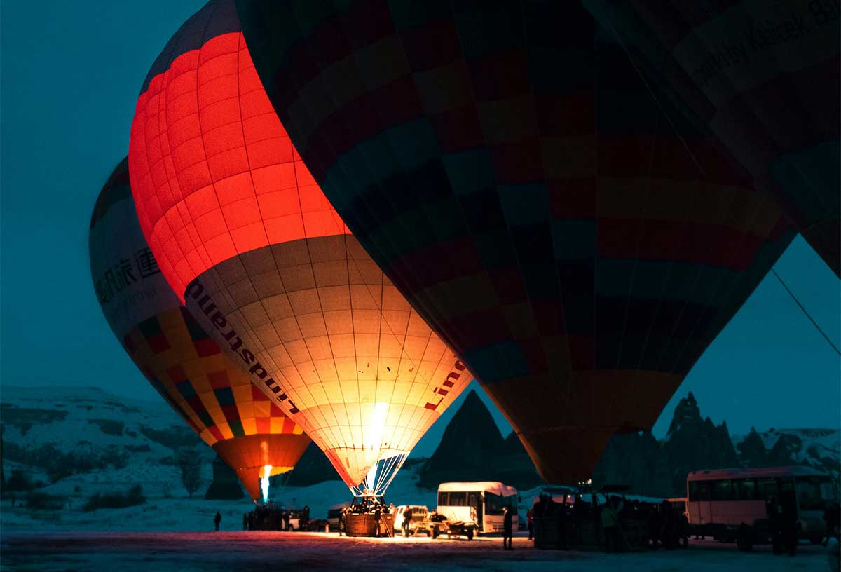 16 Unique Valentines Day Ideas in Melbourne Hot Air Balloon Ride