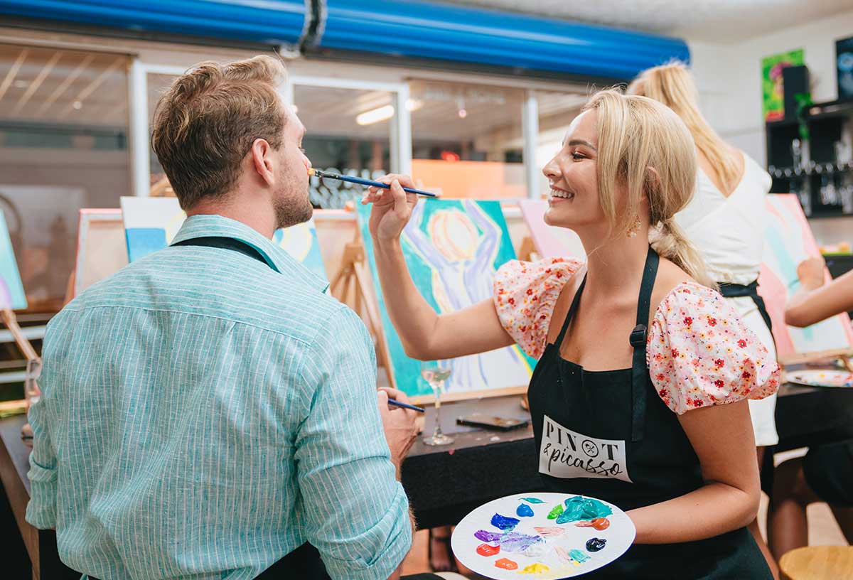 19 Best Valentine's Day Date Ideas in Sydney Paint and Sip class