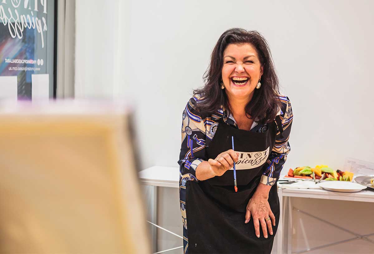 Mother's Day ideas Melbourne like a paint and sip session
