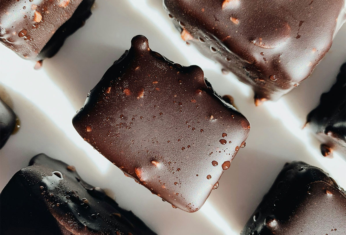 Book a chocolate making class