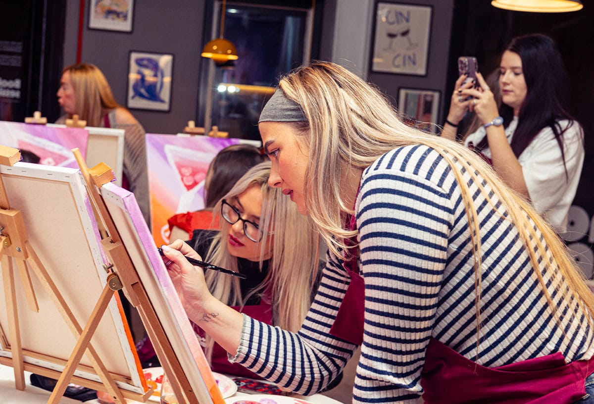 Bridal shower ideas Adelaide include a paint and sip event at Pinot and Picasso